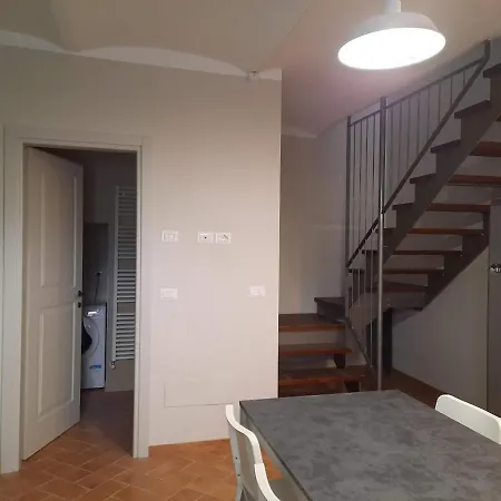 Cà Trifolera - Nelle Langhe - Romantico Cascinale Nei Vigneti Con Cantina Apartamento *